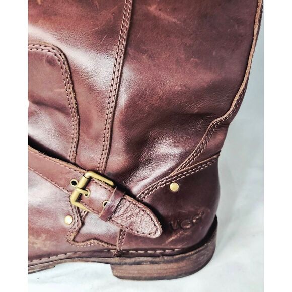 UGG - Picture 8 of 8